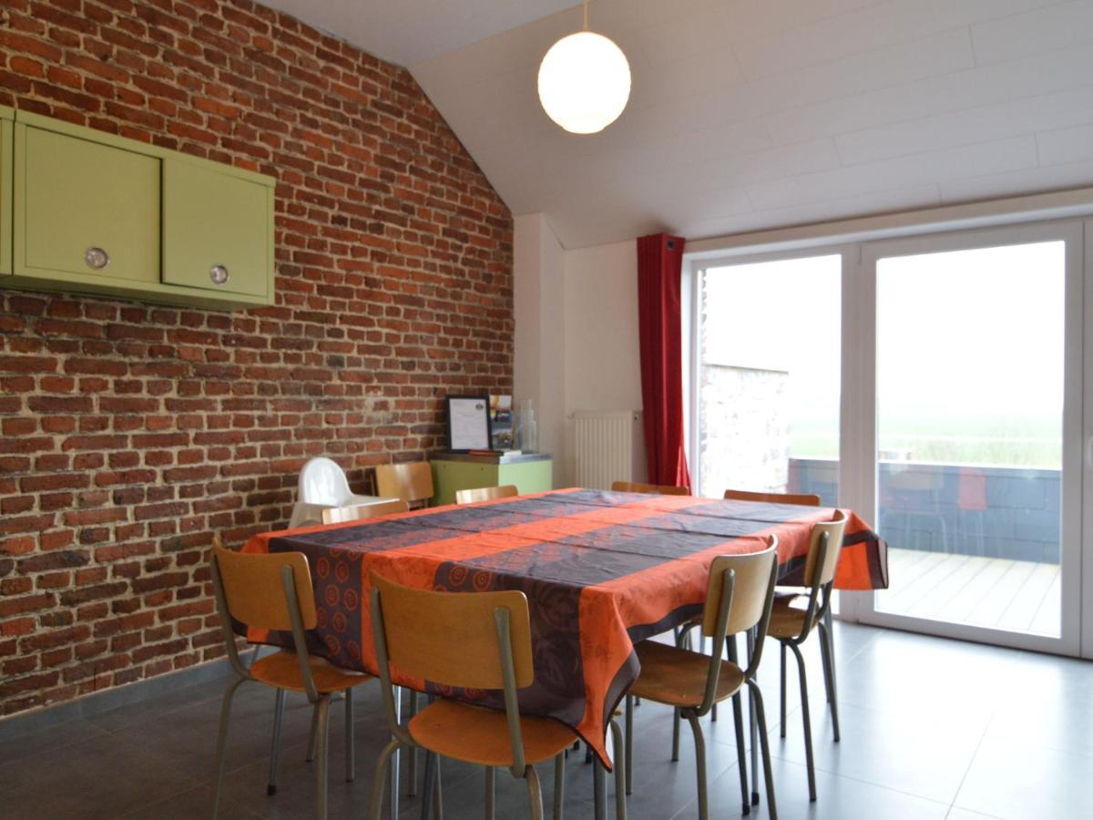 Cottage In Clavier Station With Infrared Sauna モダーヴ エクステリア 写真