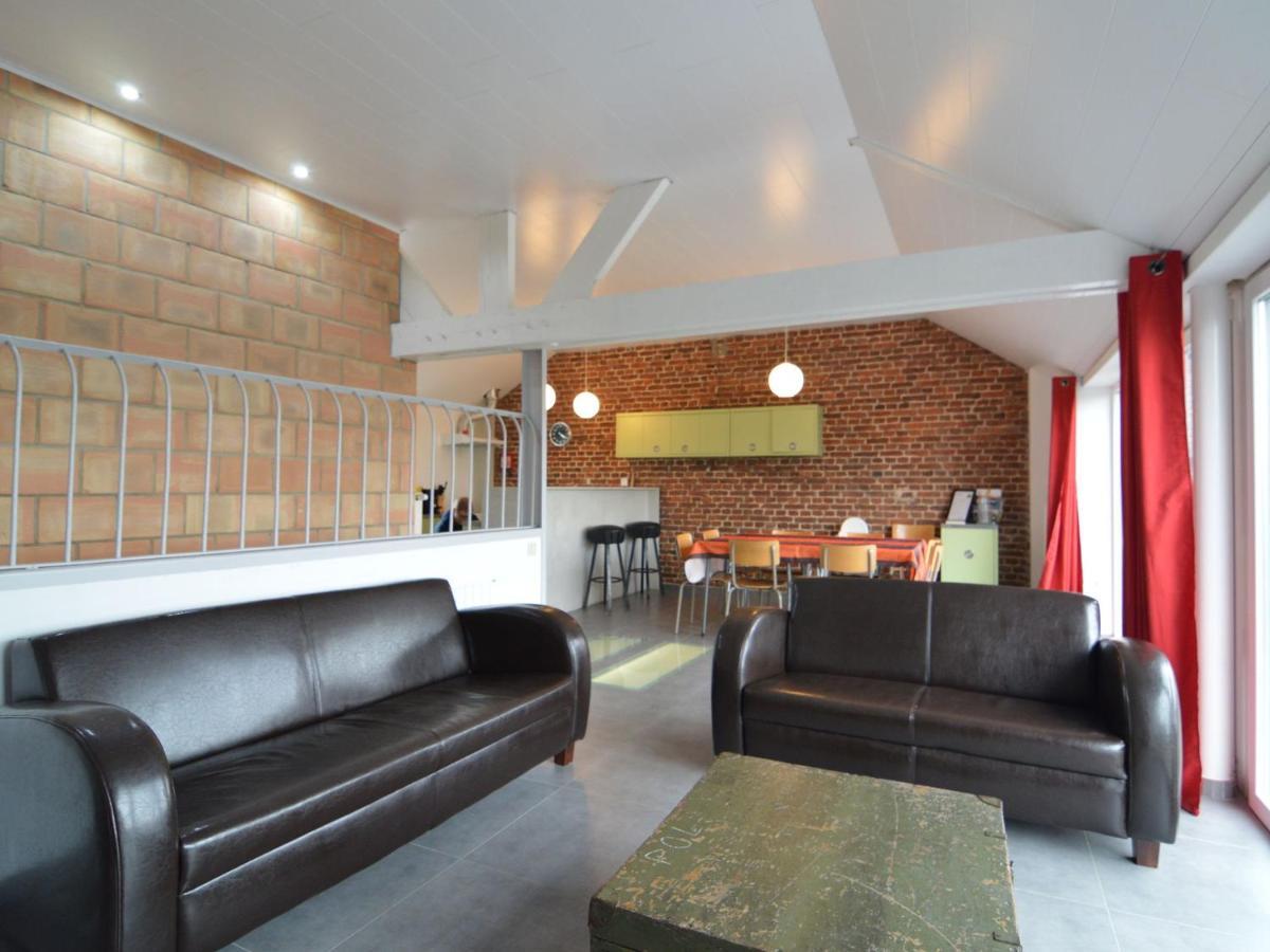 Cottage In Clavier Station With Infrared Sauna モダーヴ エクステリア 写真
