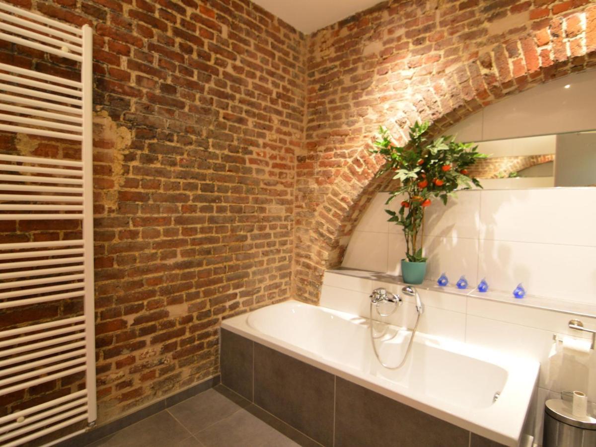 Cottage In Clavier Station With Infrared Sauna モダーヴ エクステリア 写真