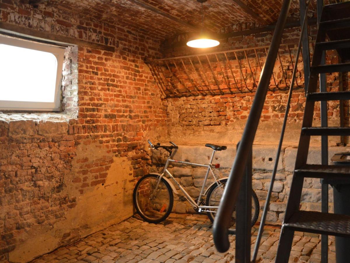 Cottage In Clavier Station With Infrared Sauna モダーヴ エクステリア 写真