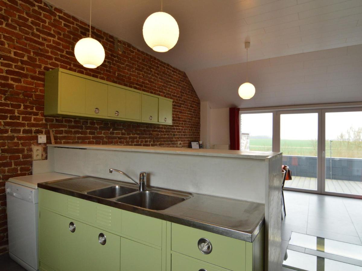 Cottage In Clavier Station With Infrared Sauna モダーヴ エクステリア 写真